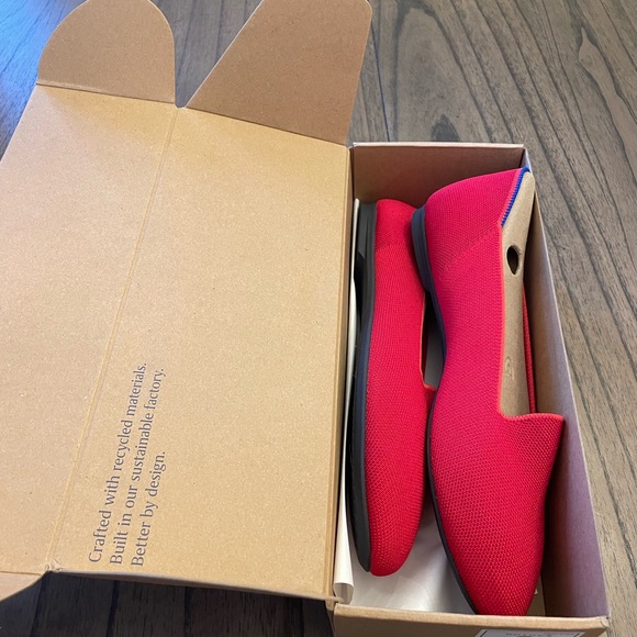 NIB Rothy’s Lounge Loafer in Bombshell Red 9.5 - Picture 2 of 5